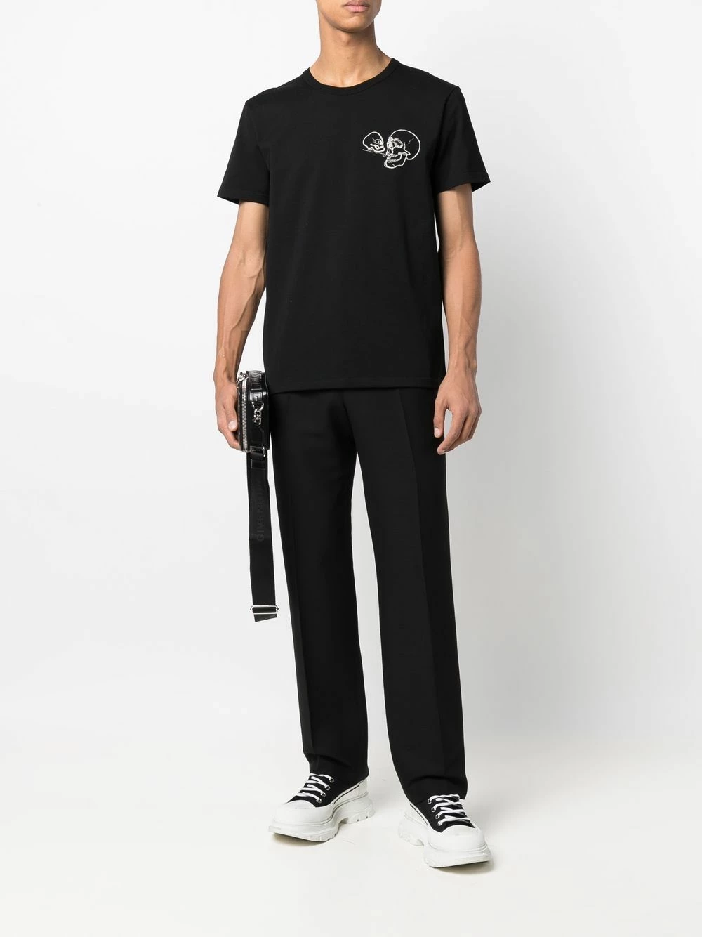 Alexander McQueen Skull embroidered T shirt 2 Alexander McQueen skull-embroidered T-shirt