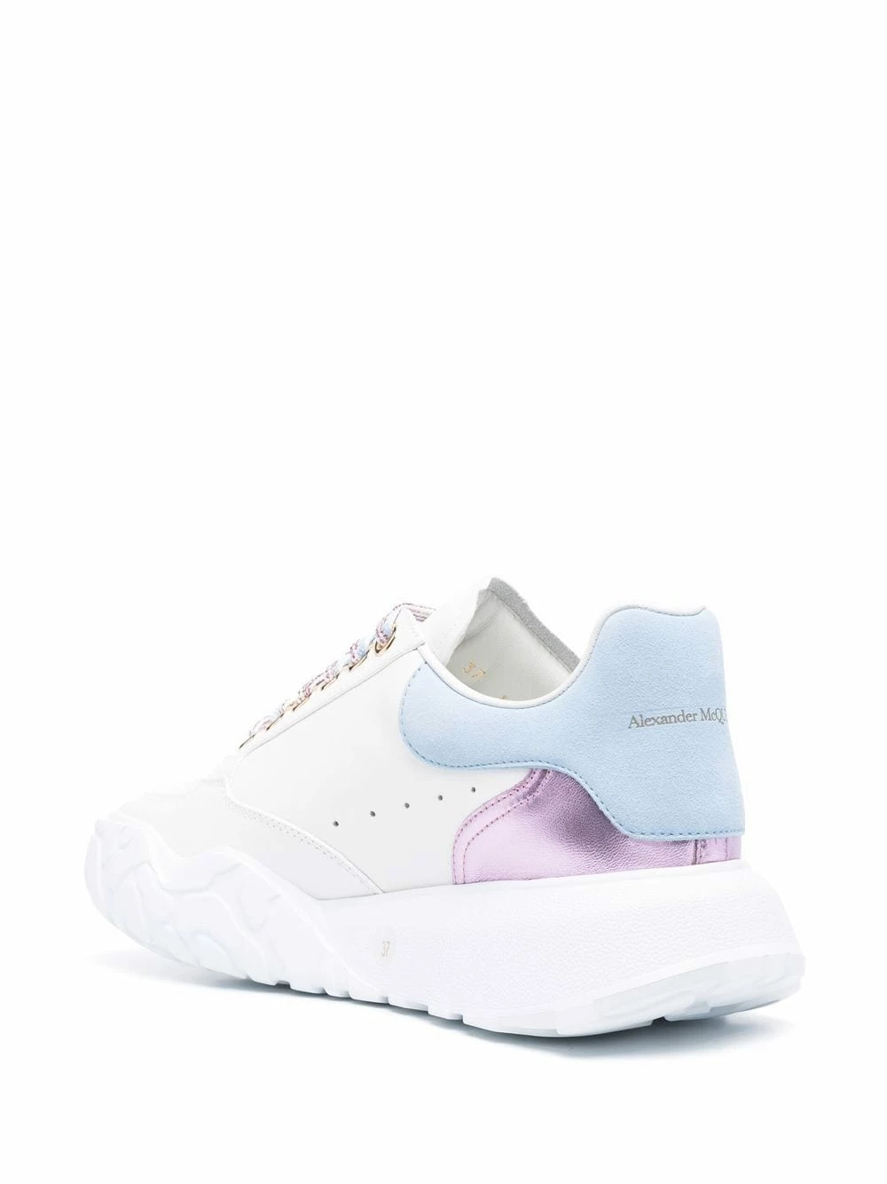 Alexander McQueen Oversized low top leather sneakers 3 Alexander McQueen Oversized low-top leather sneakers