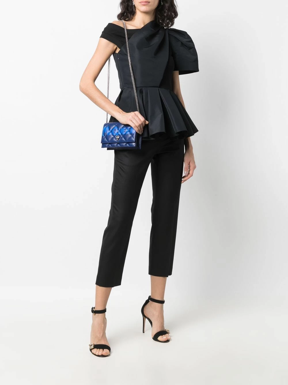 Alexander McQueen Small Skull quilted leather bag 2 Alexander McQueen Small Skull quilted leather bag